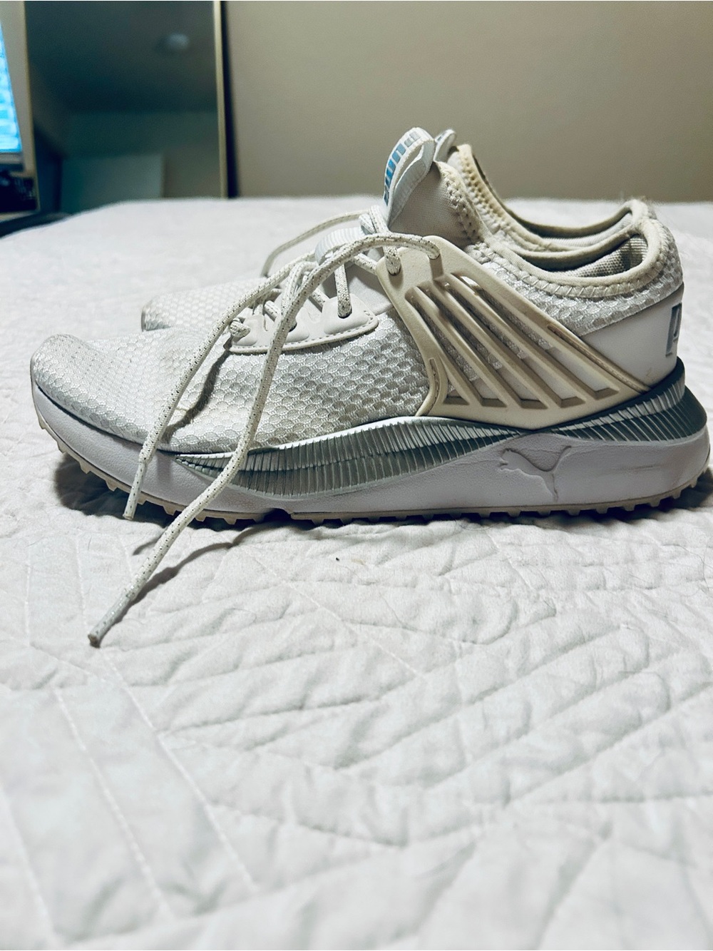 PUMA Women's Pacer Future Sneakers Size 8.5